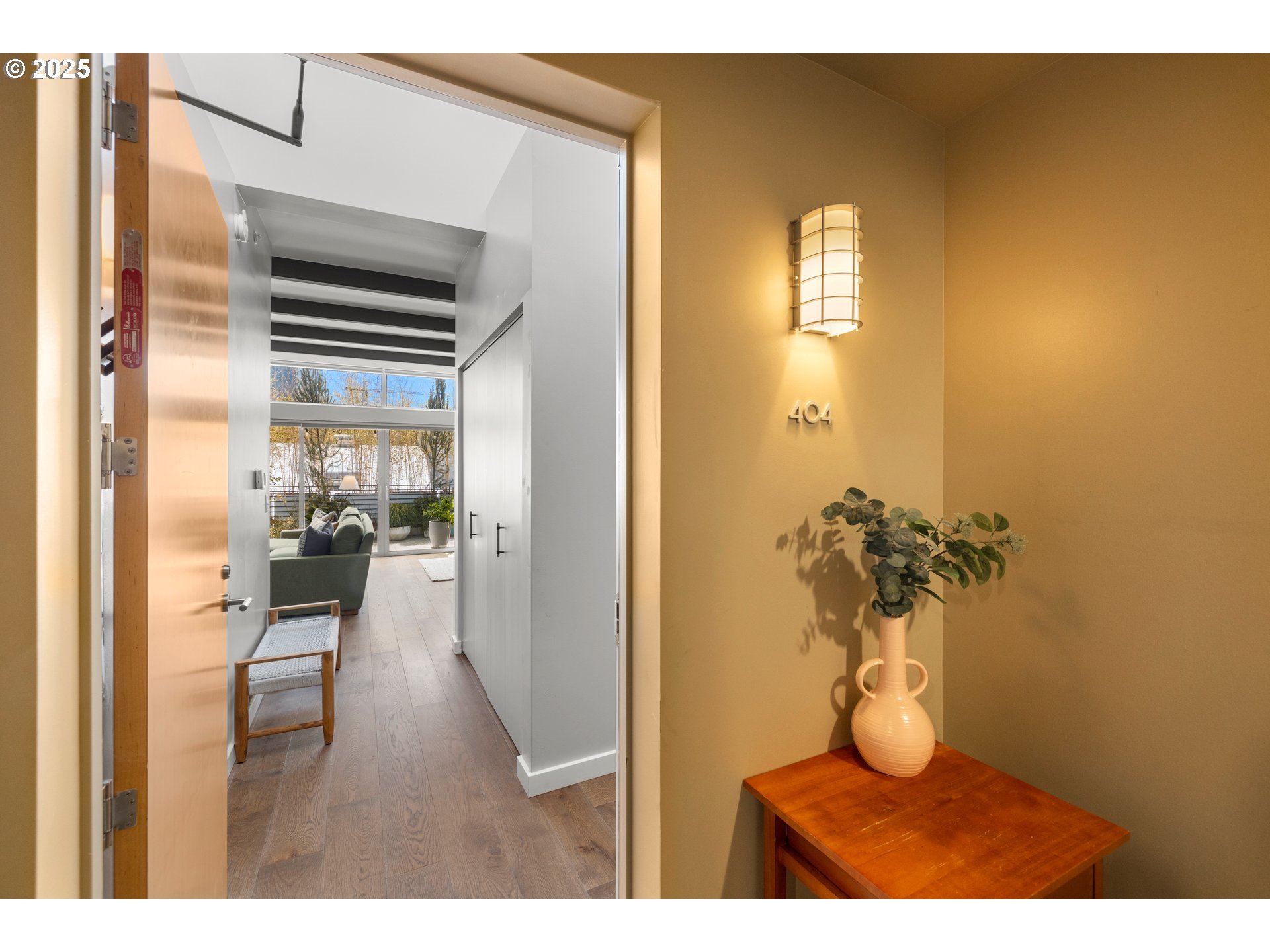 323 NW 13TH AVE 404