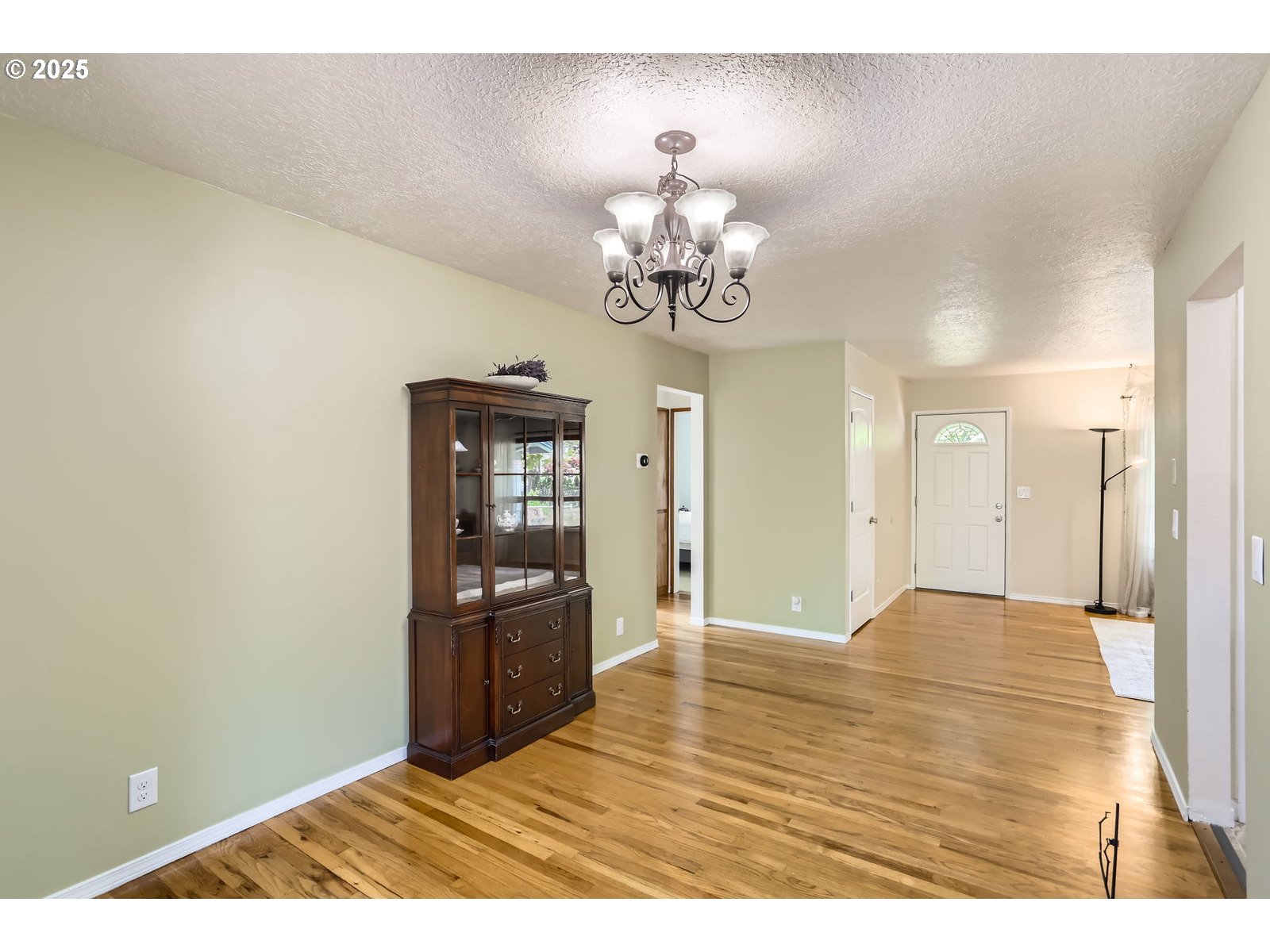 834 SE 16TH AVE