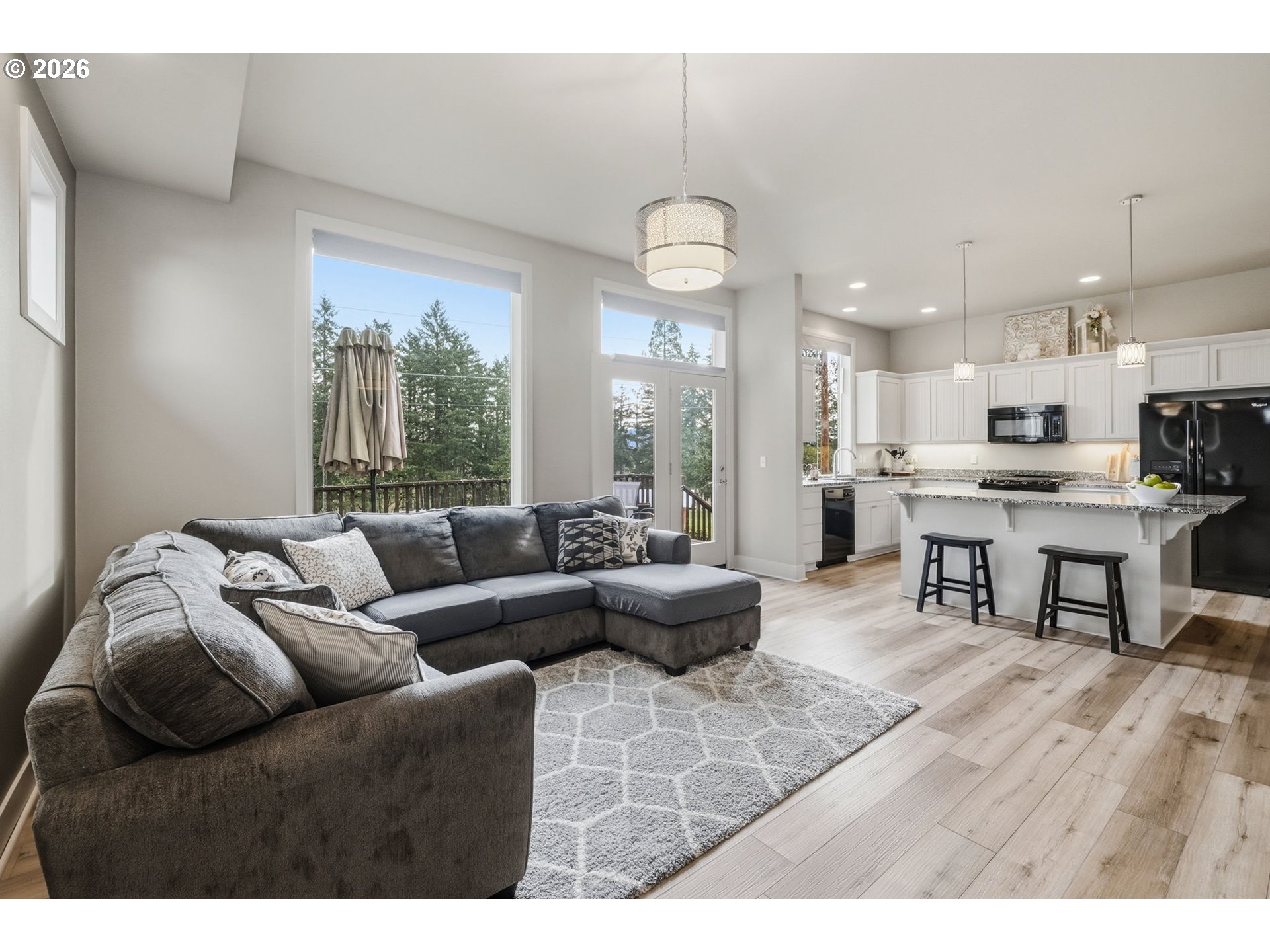 3710 RIVER HEIGHTS DR