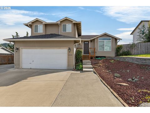 209 NE ROSE RIDGE DR Winston OR 97496
