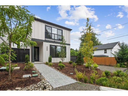 205 E AVE, LAKE OSWEGO, OR 97034 - Image 1c3dd0a38202fdfbc5eefdbb51111f19/2180361063