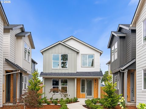 6725 SE Gladstone ST Portland OR 97206