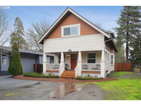 9306 SW 30TH AVE Portland OR 97219