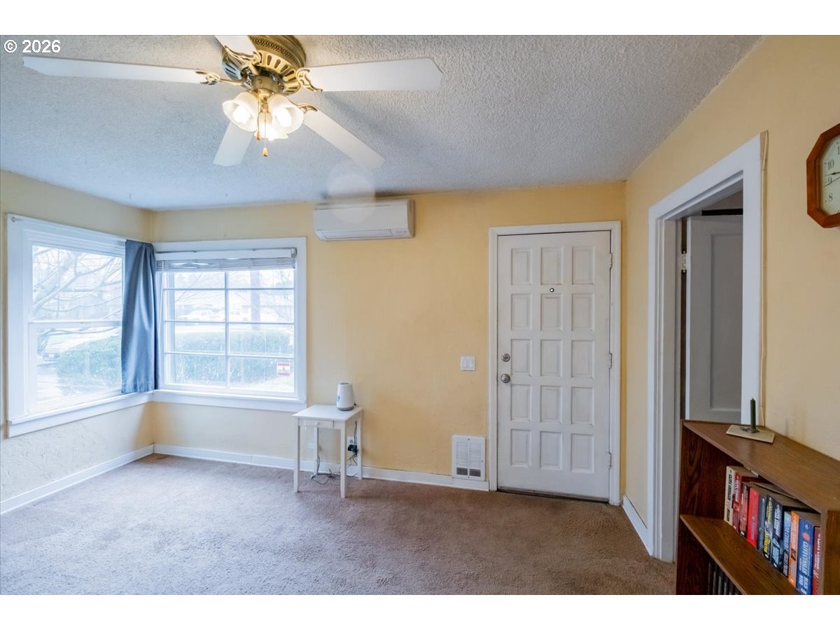 3408 WILLIAMS AVE NE