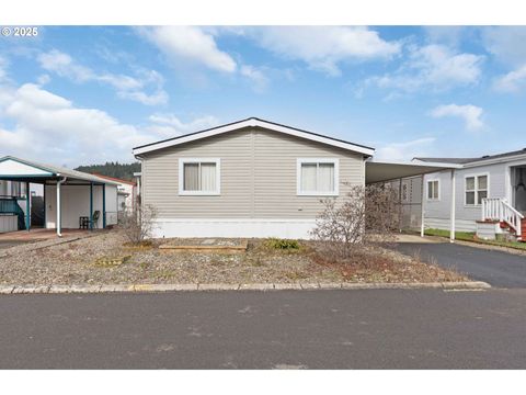 1200 E Central Ave Unit 139, Sutherlin, OR 97479 - MLS#: 446490247