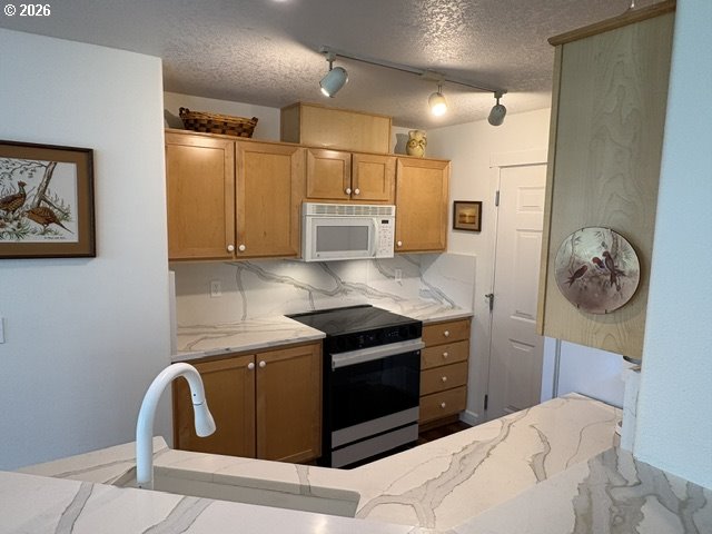 14721 SW BEARD RD 101
