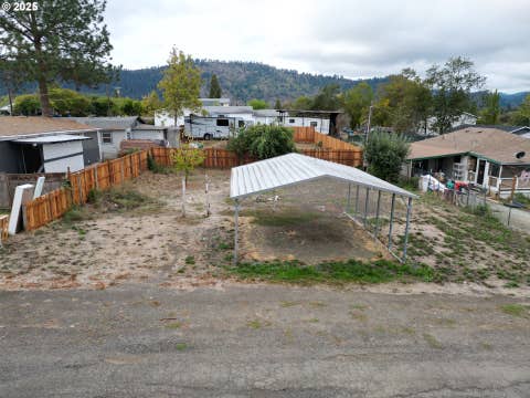 Featured picture for the property 546317839
