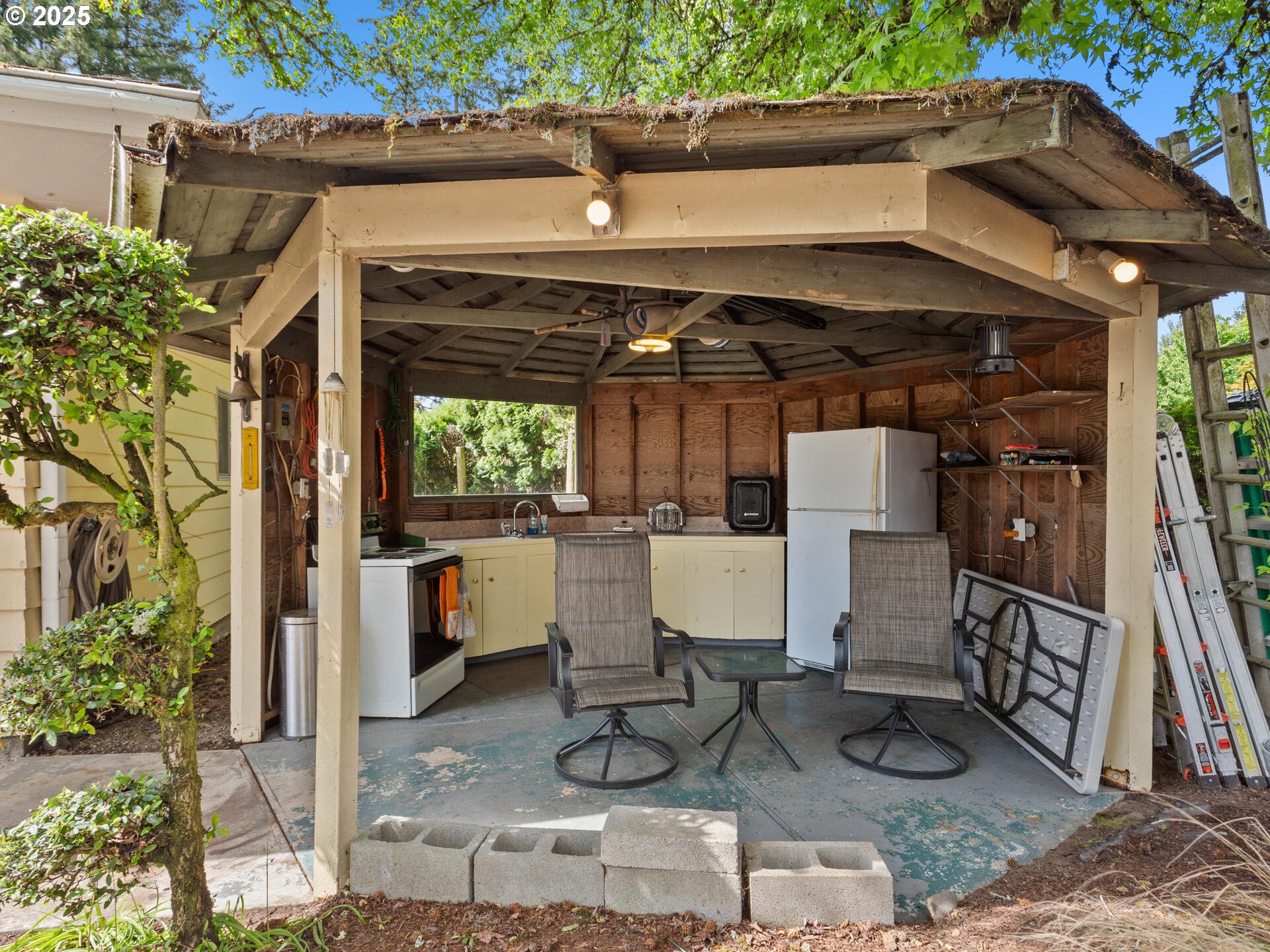 McMinnville, Oregon 97128, United States, 4 Bedrooms Bedrooms, ,3 BathroomsBathrooms,Residential,Active,136171