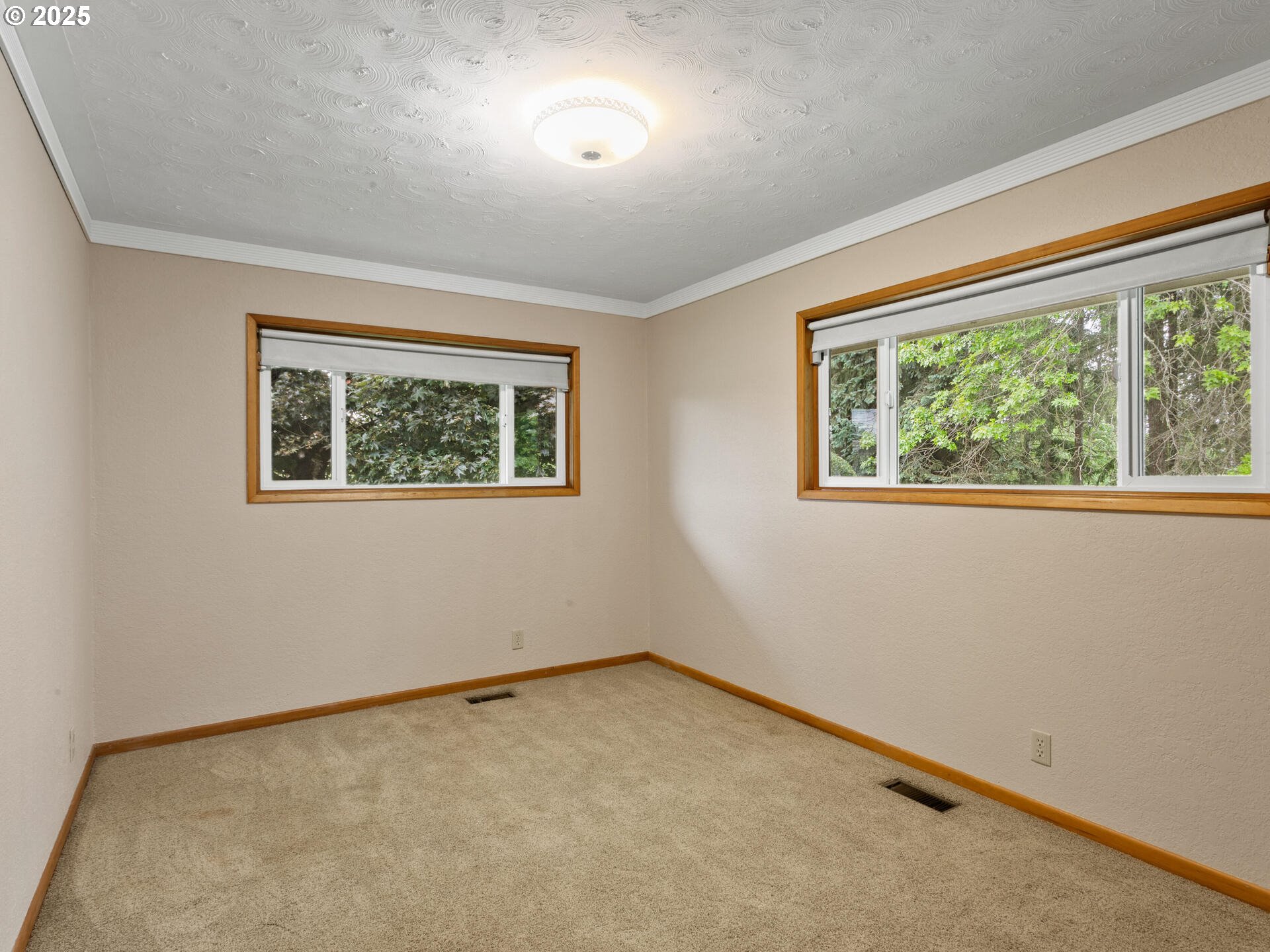 McMinnville, Oregon 97128, United States, 4 Bedrooms Bedrooms, ,3 BathroomsBathrooms,Residential,Active,136171