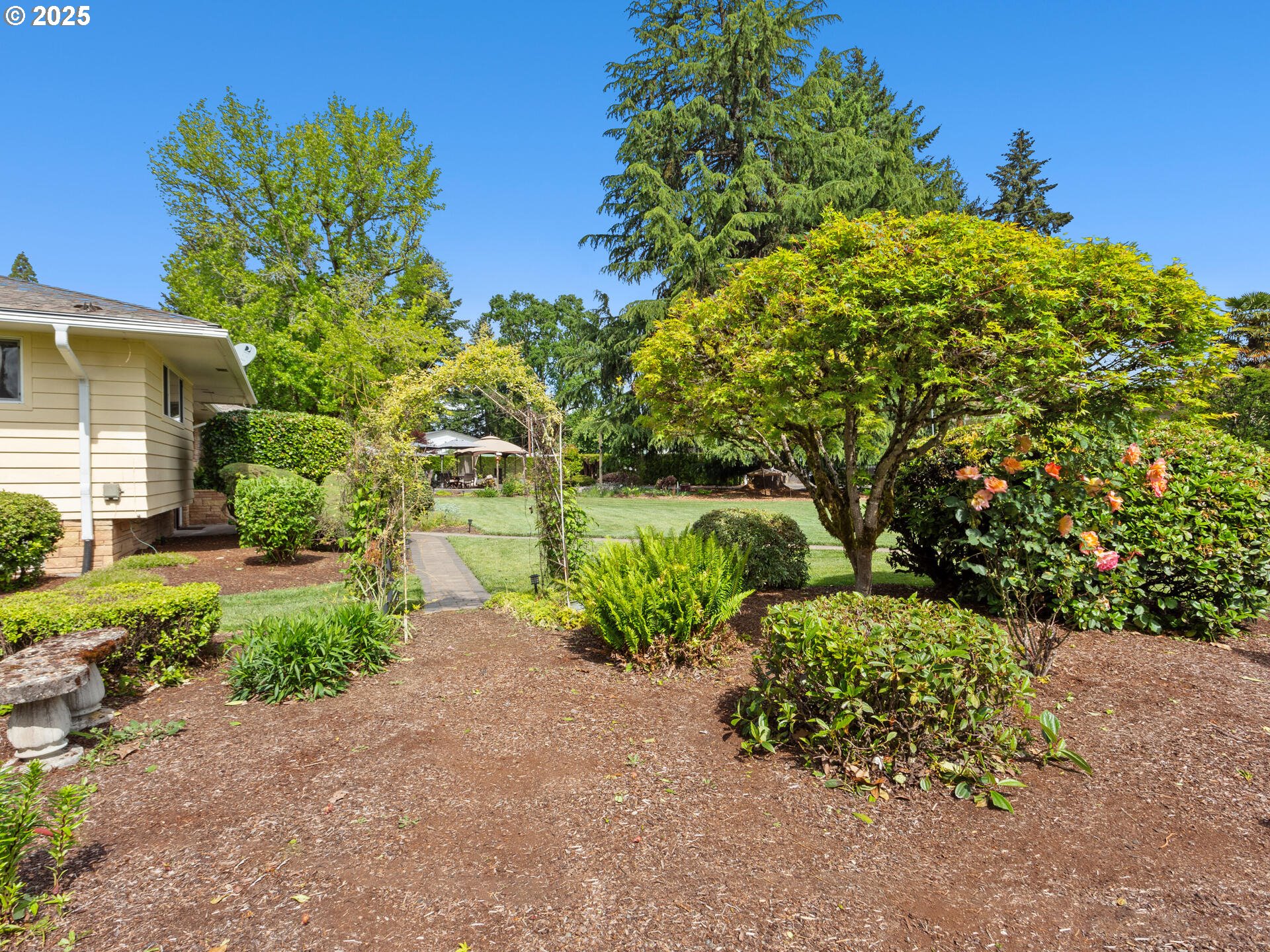 McMinnville, Oregon 97128, United States, 4 Bedrooms Bedrooms, ,3 BathroomsBathrooms,Residential,Active,136171