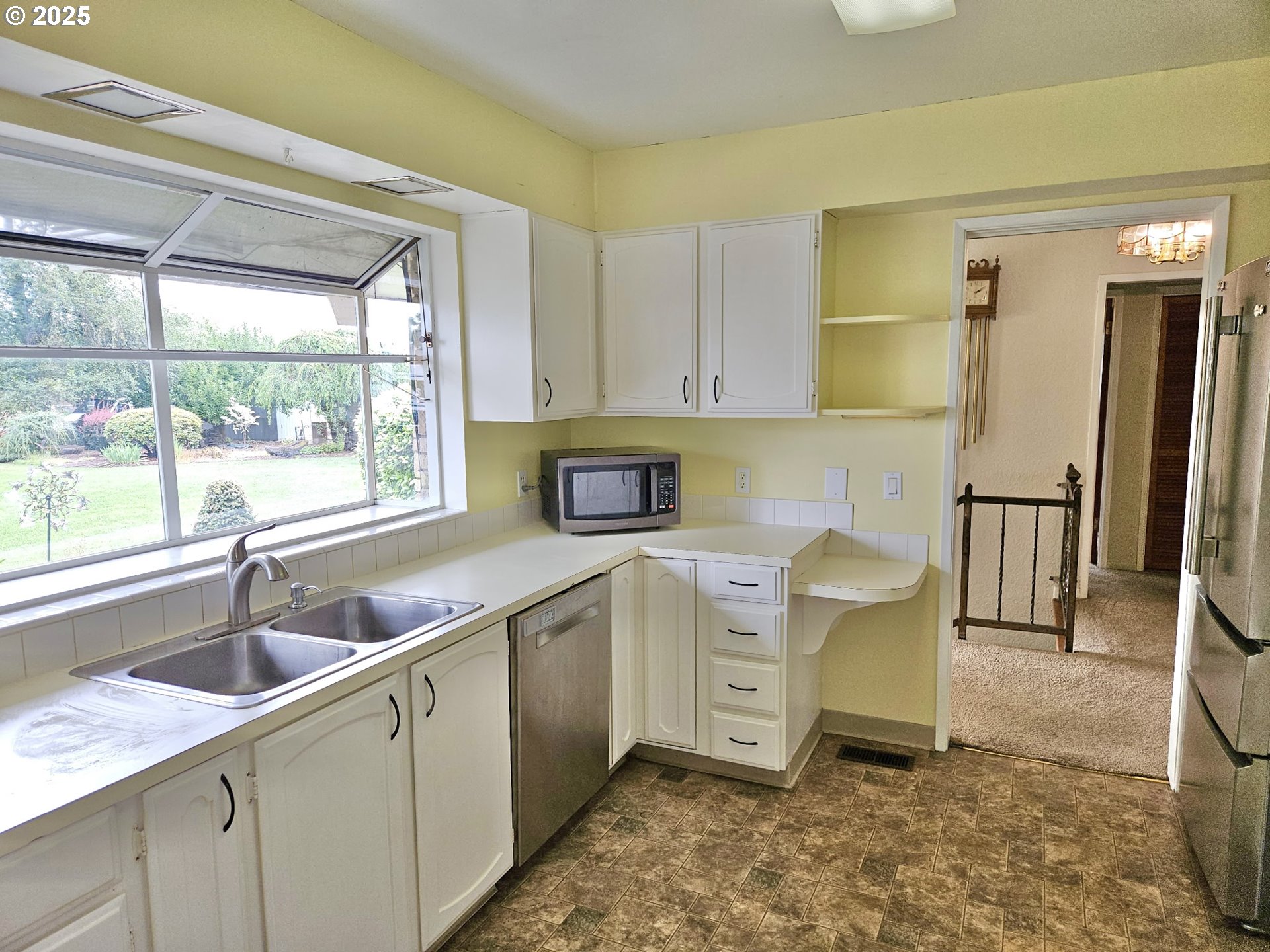 McMinnville, Oregon 97128, United States, 4 Bedrooms Bedrooms, ,3 BathroomsBathrooms,Residential,Active,136171