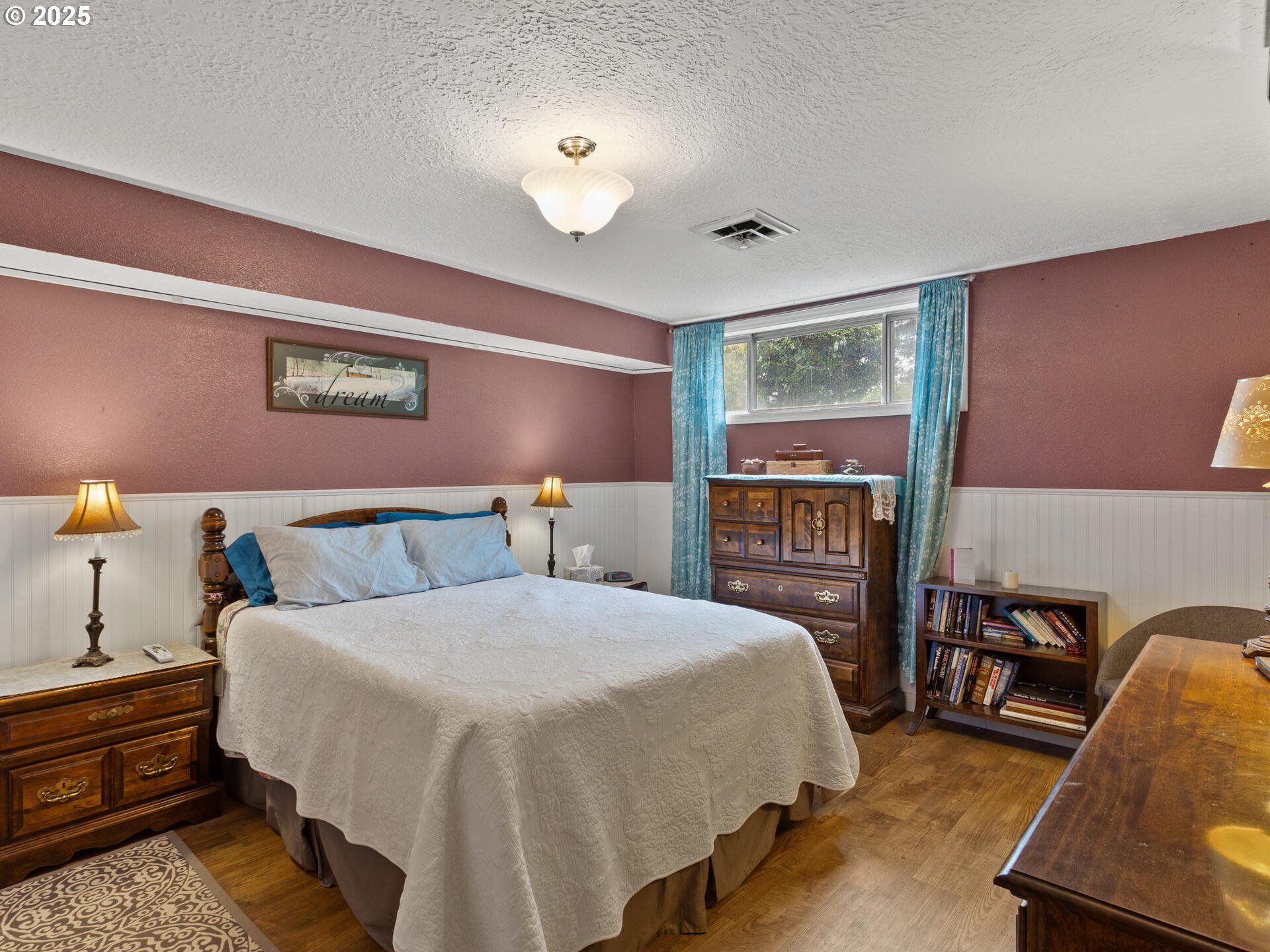 McMinnville, Oregon 97128, United States, 4 Bedrooms Bedrooms, ,3 BathroomsBathrooms,Residential,Active,136171