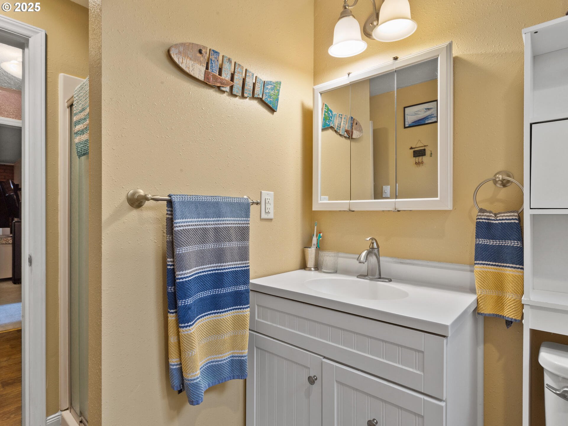 McMinnville, Oregon 97128, United States, 4 Bedrooms Bedrooms, ,3 BathroomsBathrooms,Residential,Active,136171