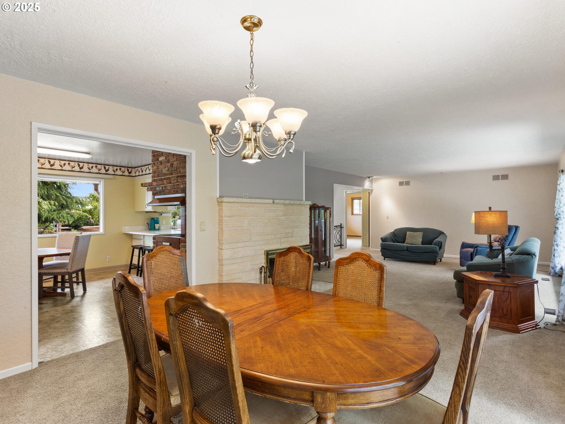 McMinnville, Oregon 97128, United States, 4 Bedrooms Bedrooms, ,3 BathroomsBathrooms,Residential,Active,136171