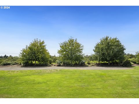 A home in Newberg