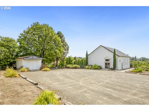 A home in Newberg