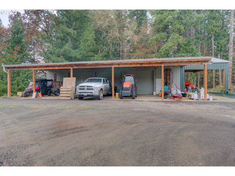 A home in Sutherlin