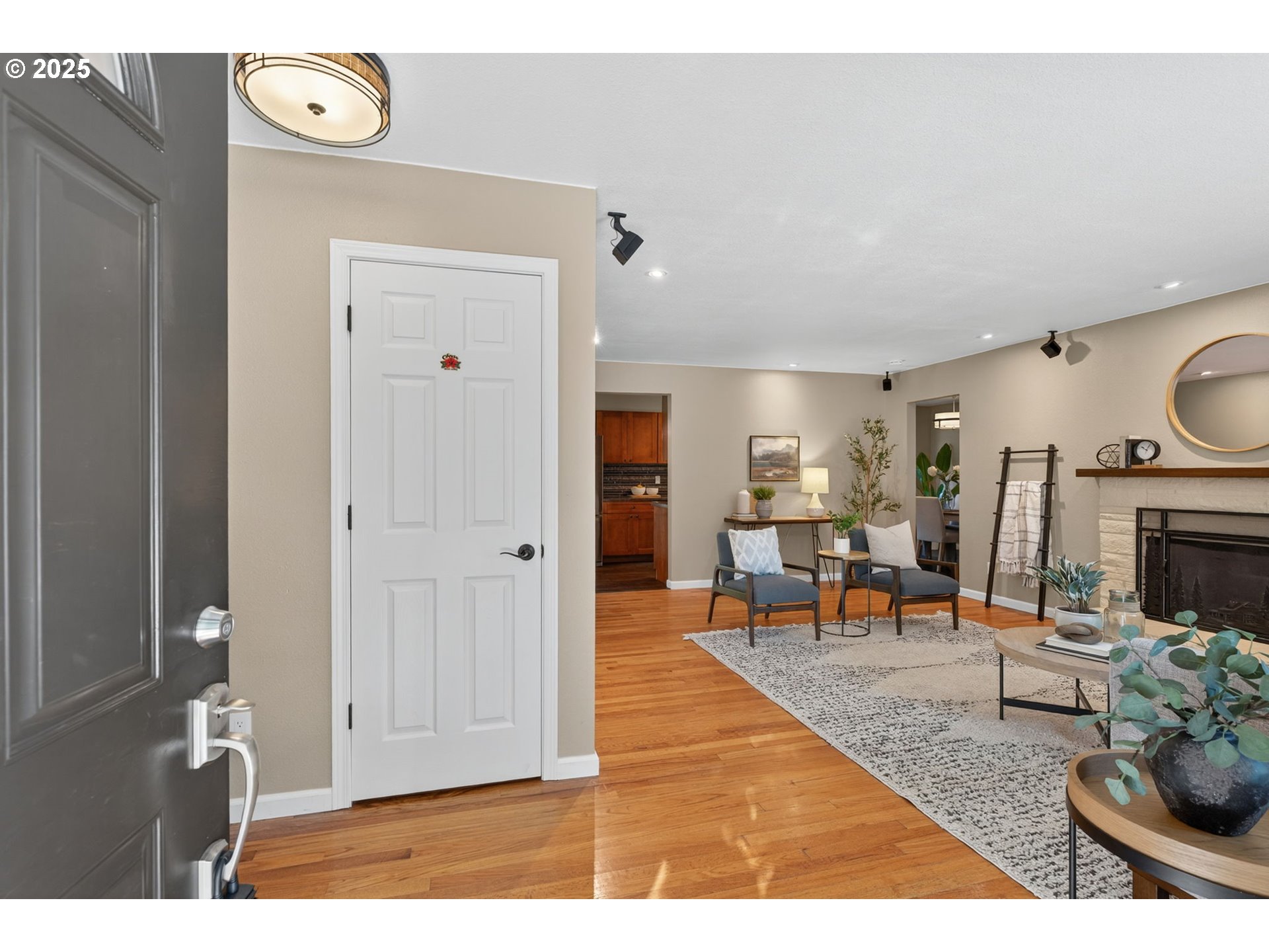 17928 ROYAL CT