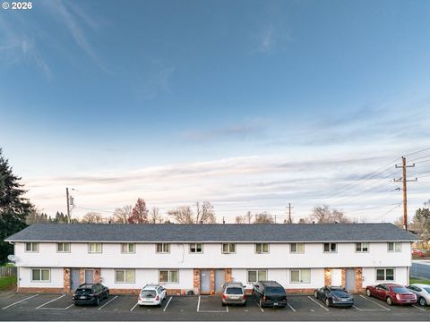 1267 SE HOLMAN AVE Dallas OR 97338