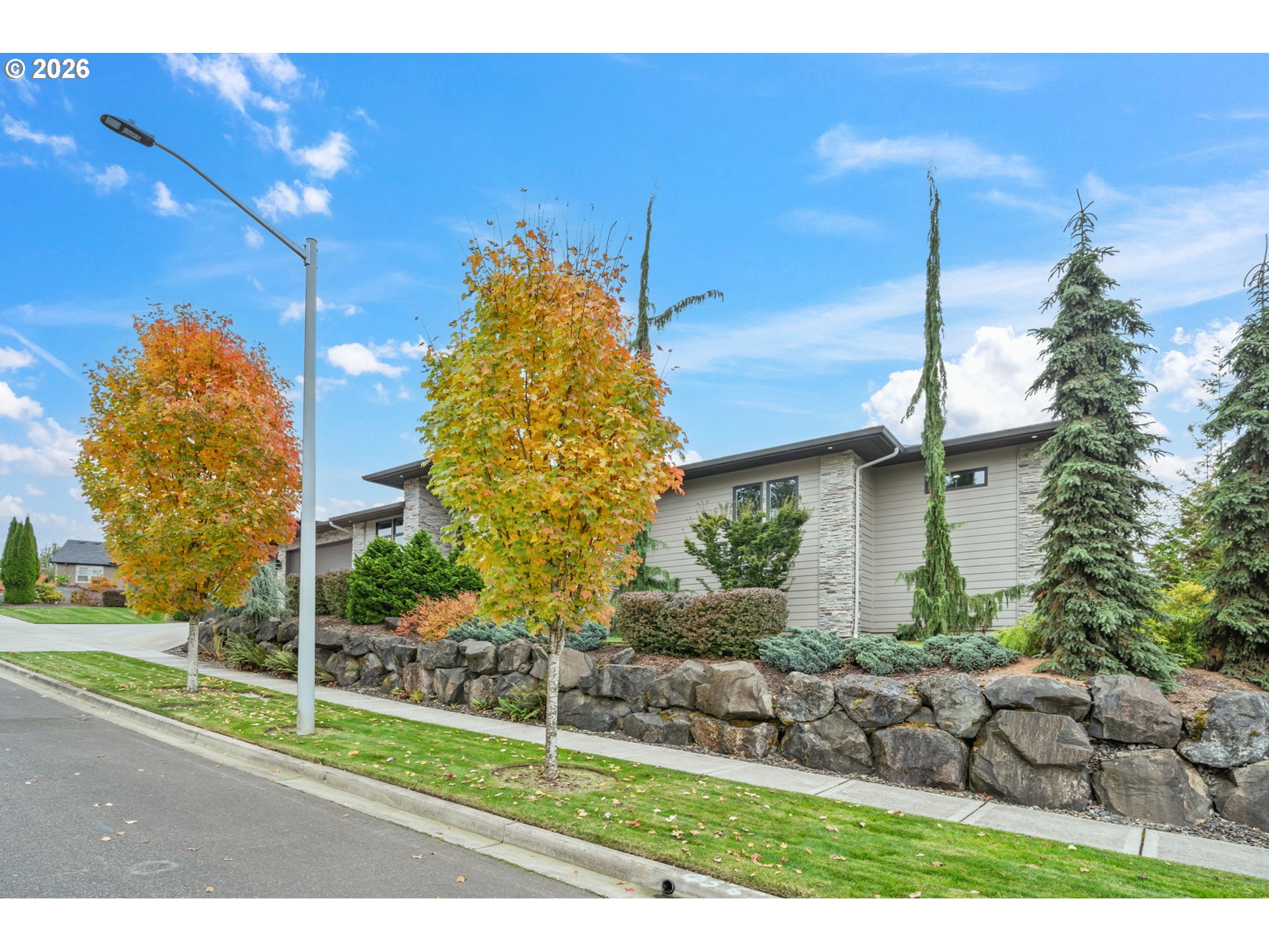 1203 S GREAT BLUE RD