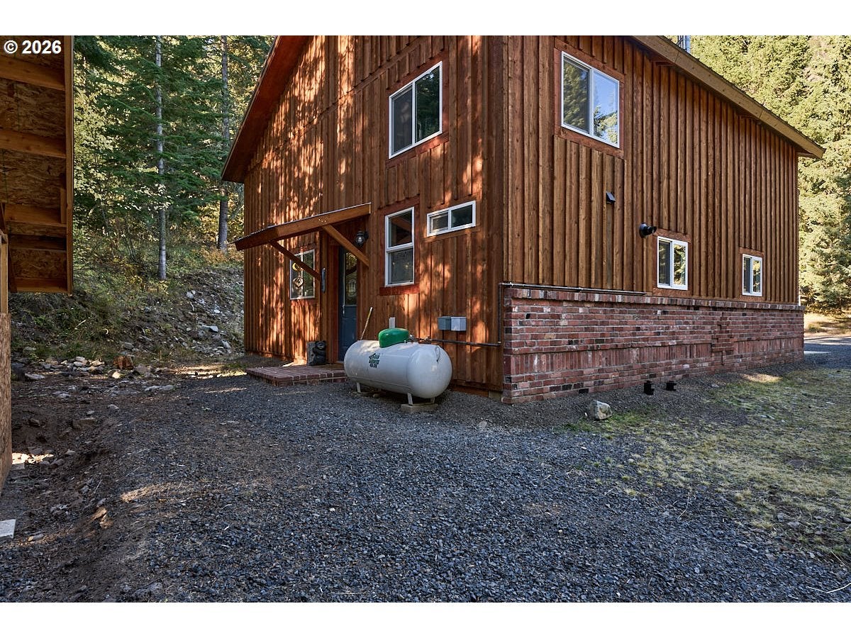 64277 TAMARACK RD