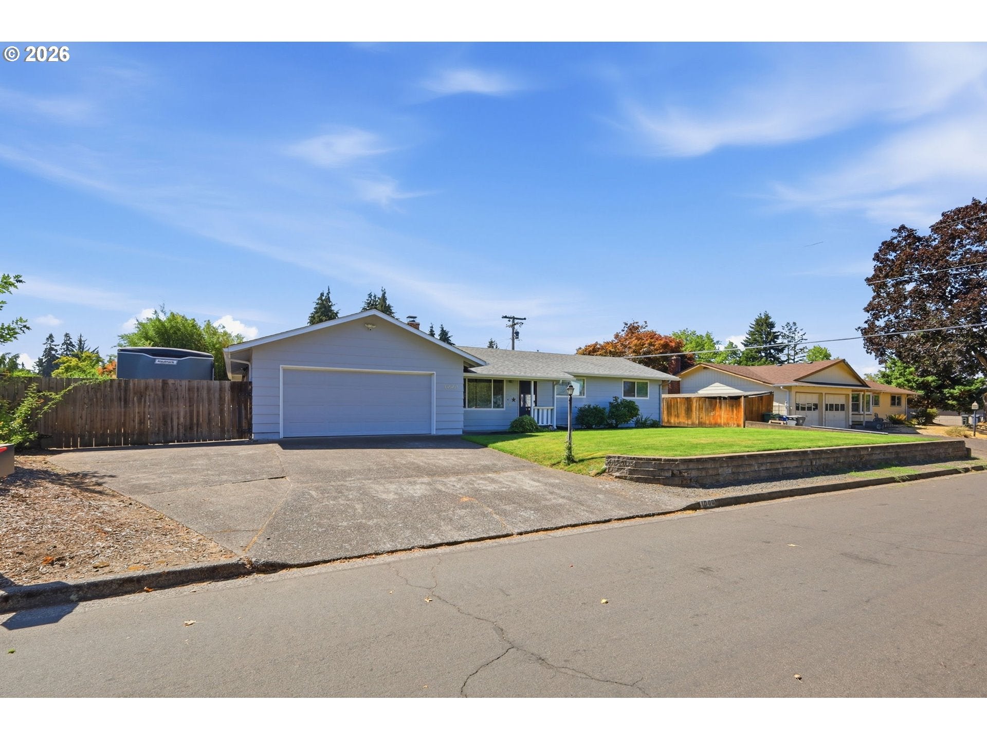 1000 SAVILLE AVE