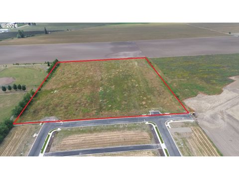 9008 NE Parr RD Woodburn OR 97071