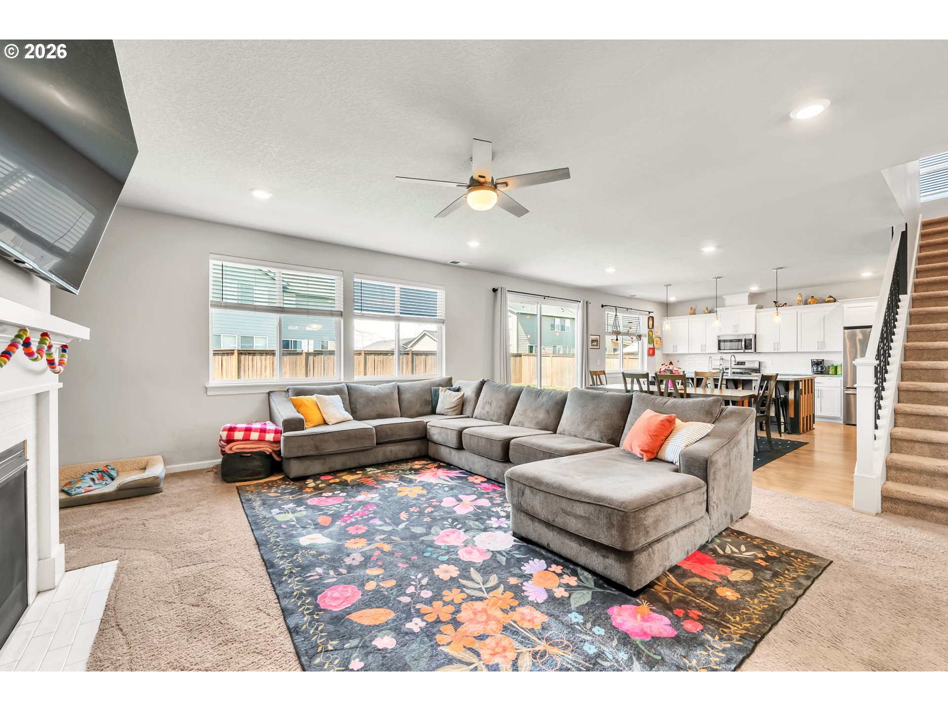 1397 FARMINGTON DR