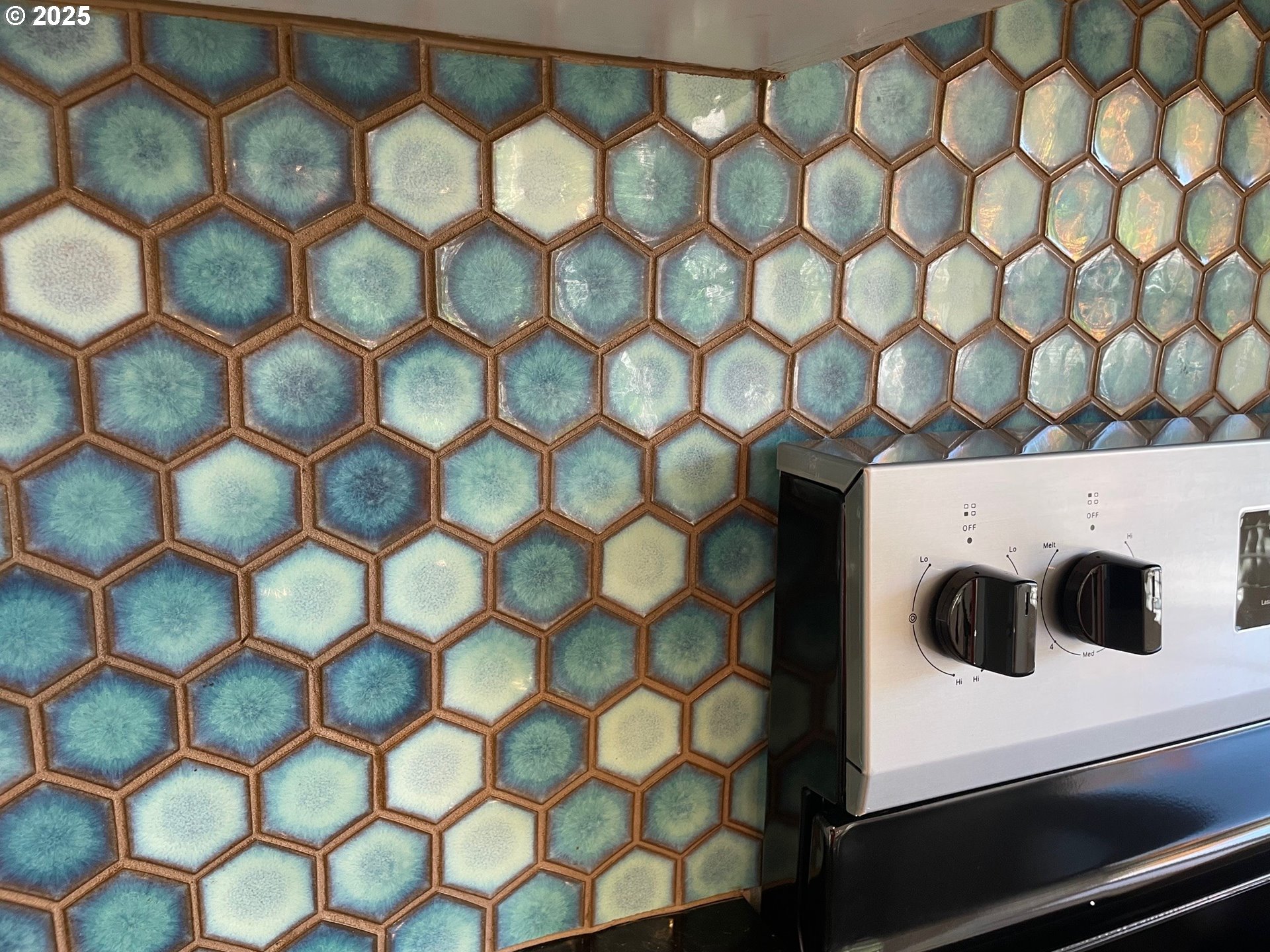 Portland, Oregon 97229, United States, 2 Bedrooms Bedrooms, ,3 BathroomsBathrooms,Residential,Active,190771