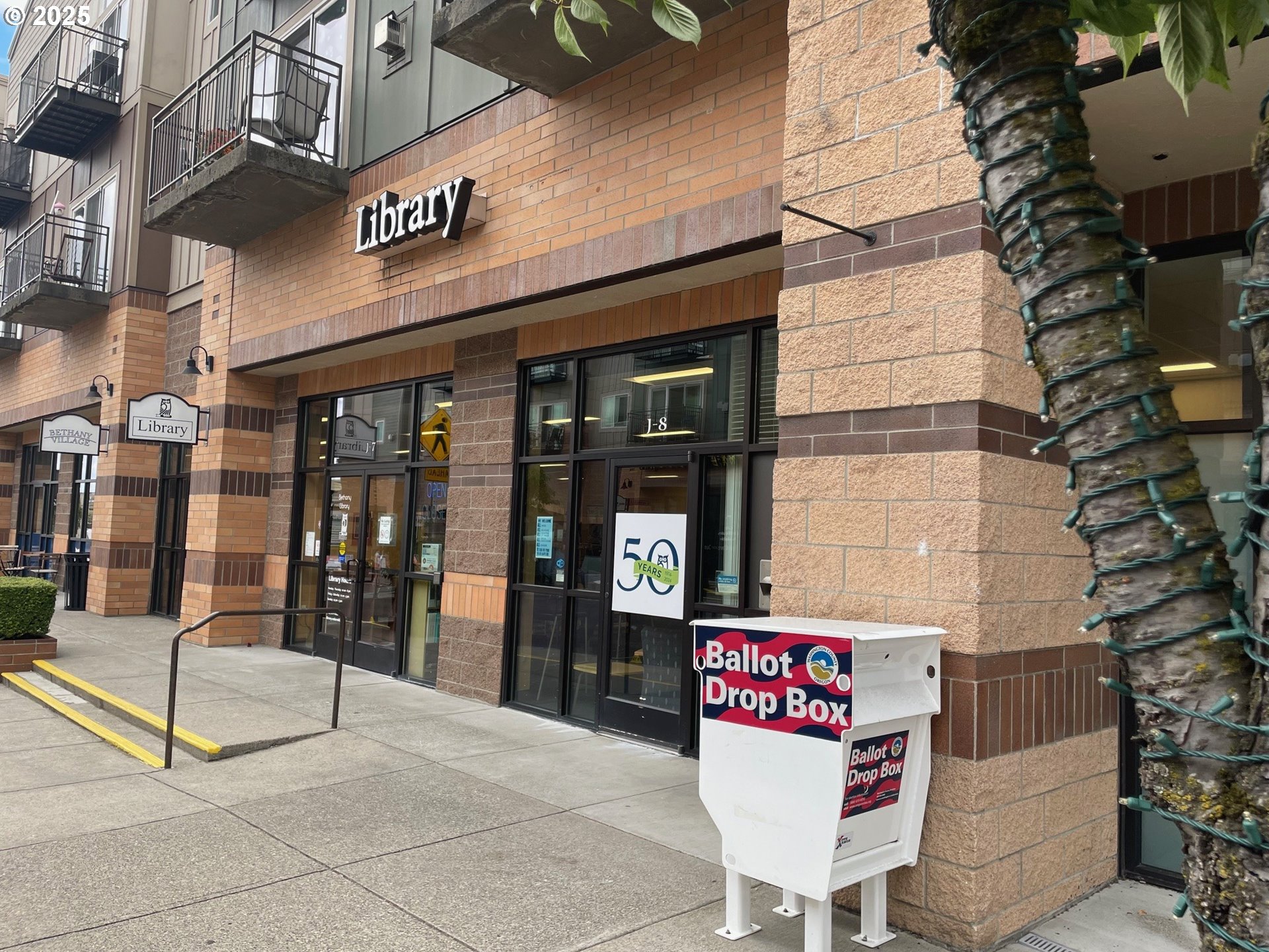 Portland, Oregon 97229, United States, 2 Bedrooms Bedrooms, ,3 BathroomsBathrooms,Residential,Active,190771