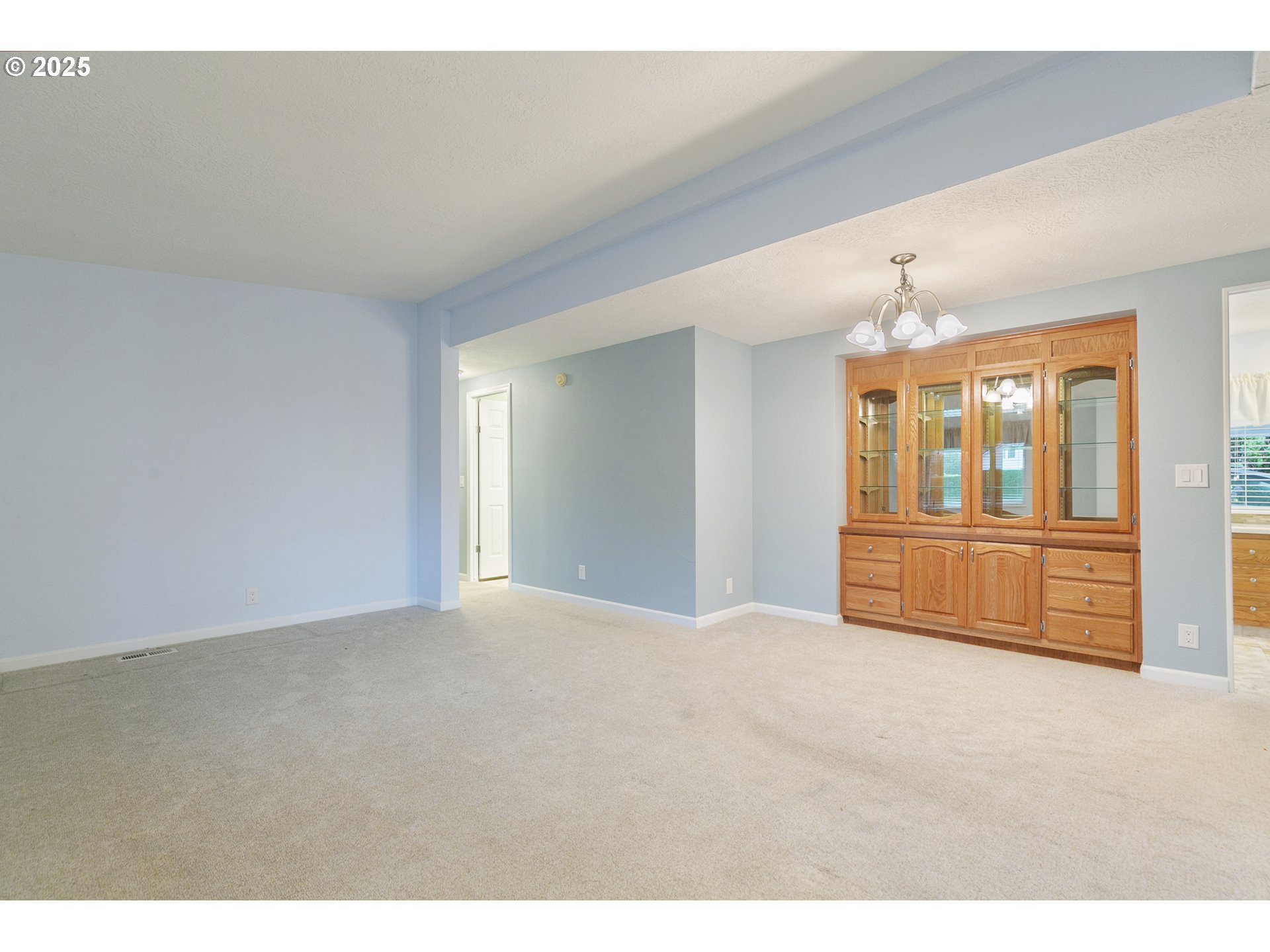 5701 NE ST JOHNS RD 58