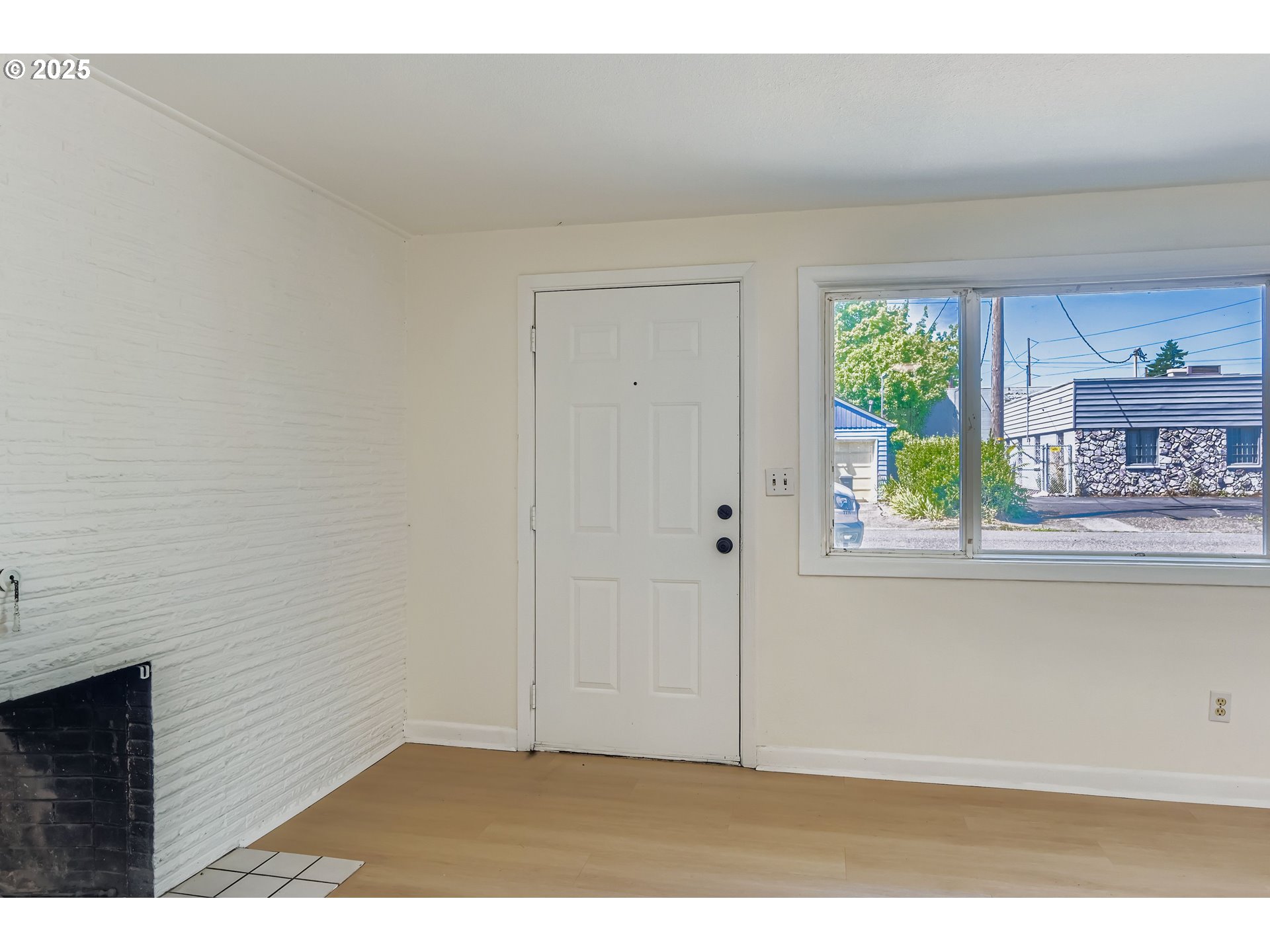 450 NE 103RD AVE