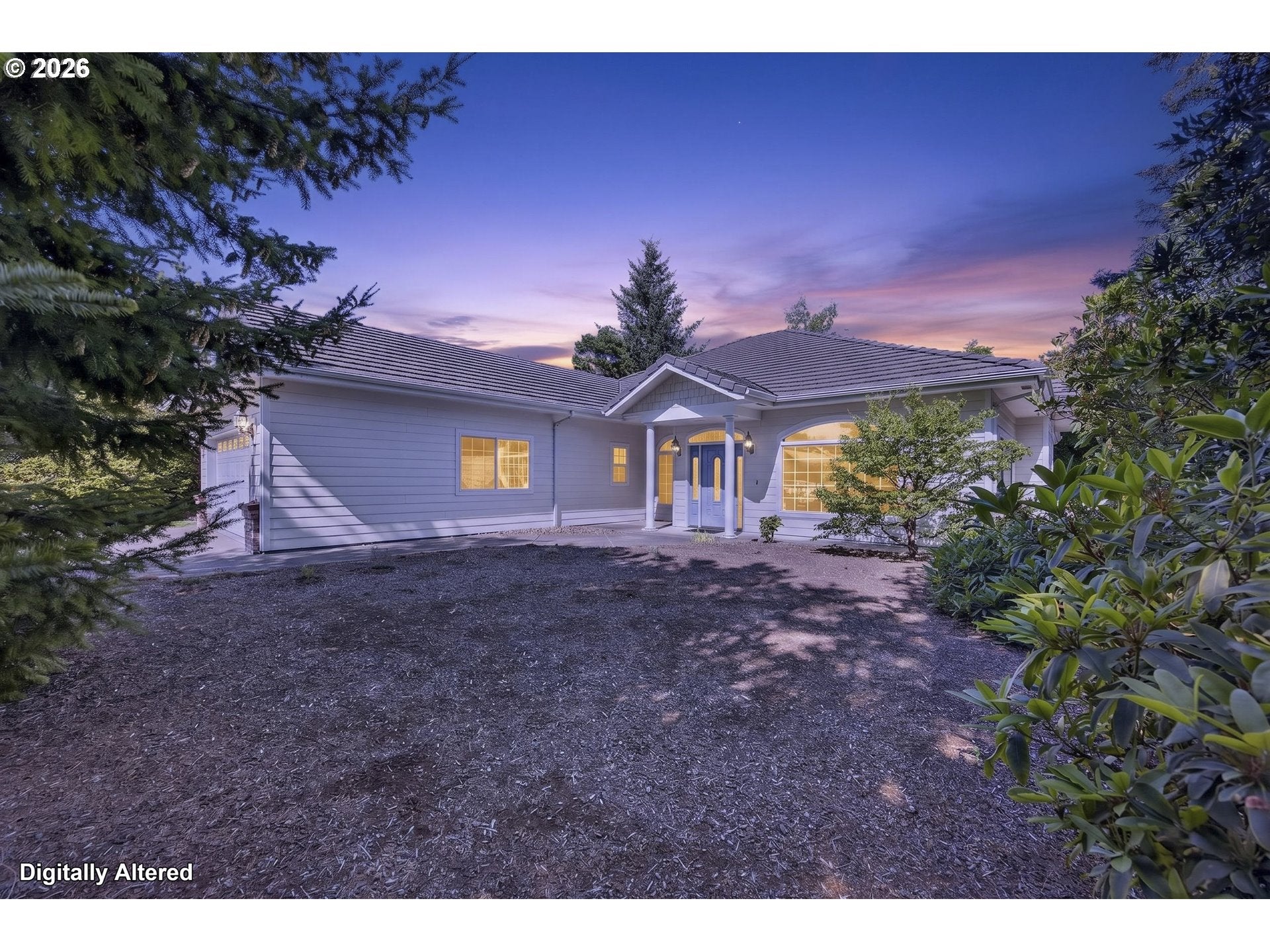 131 SHORELINE DR