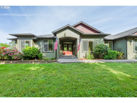 Photo of 230 Oleson Ln, Roseburg, OR 97471 (MLS # 273487531)