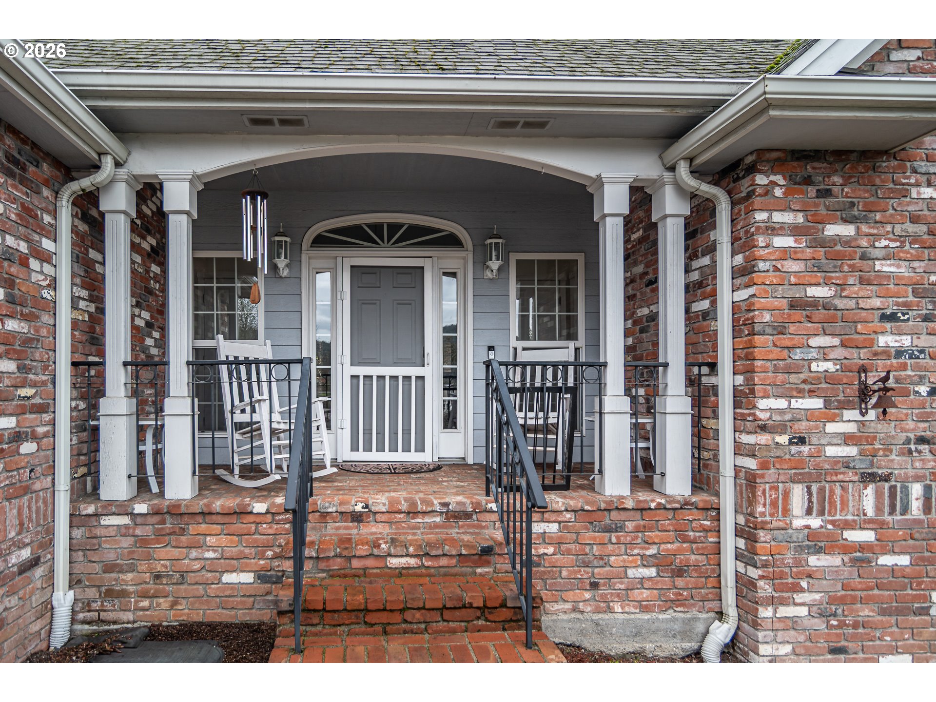 1050 NE GARDEN VALLEY BLVD