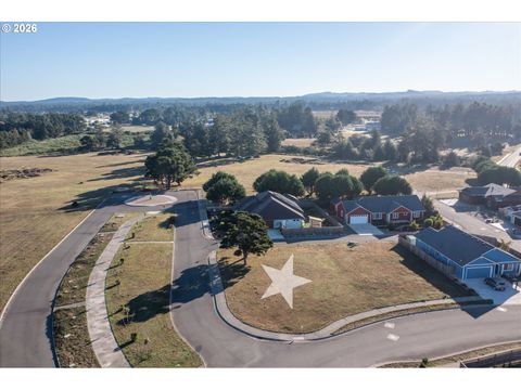 2803 Salty Dog DR 7000 Bandon OR 97411