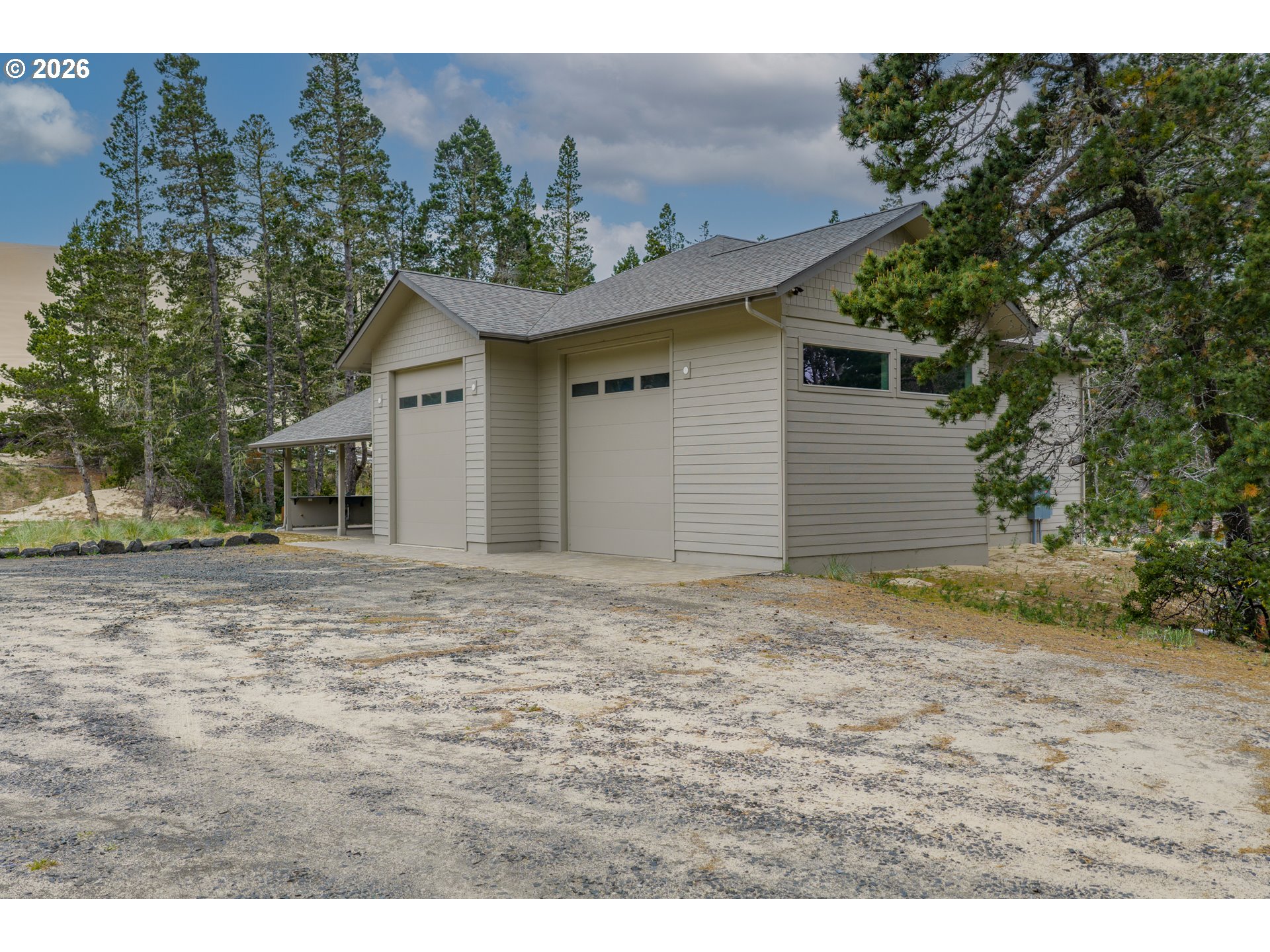 747 PACIFIC DUNES DR