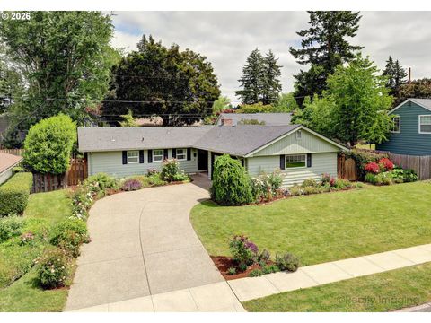 Photo of 5320 SW Cherry Ave, Beaverton, OR 97005 (MLS # 445168553)