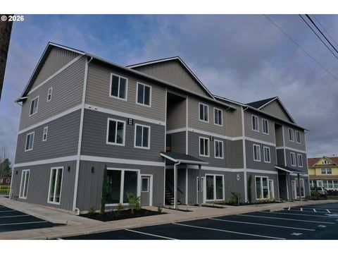 600 4TH ST Gervais OR 97026