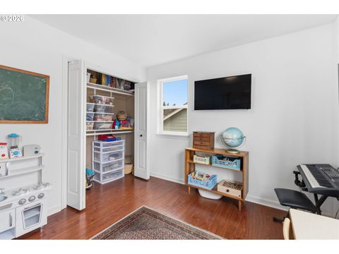 Tiny photo for 373 Camrin Loop, Creswell, OR 97426 (MLS # 435673172)