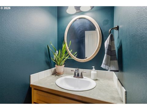 Tiny photo for 373 Camrin Loop, Creswell, OR 97426 (MLS # 435673172)