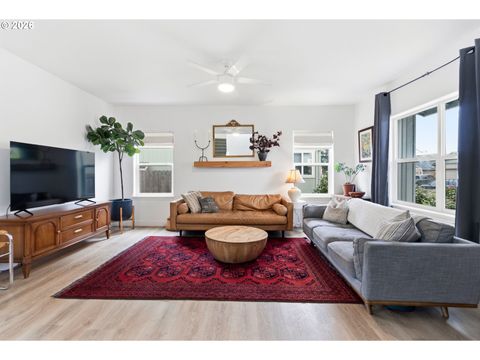 Tiny photo for 373 Camrin Loop, Creswell, OR 97426 (MLS # 435673172)