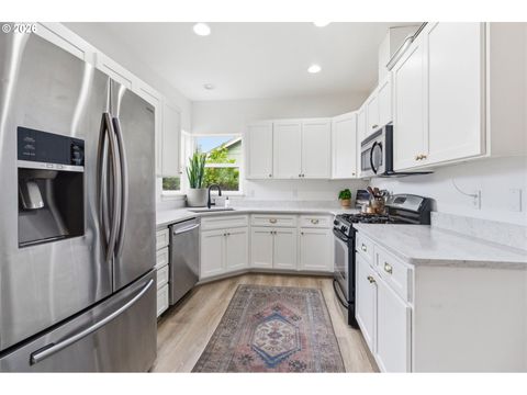 Tiny photo for 373 Camrin Loop, Creswell, OR 97426 (MLS # 435673172)