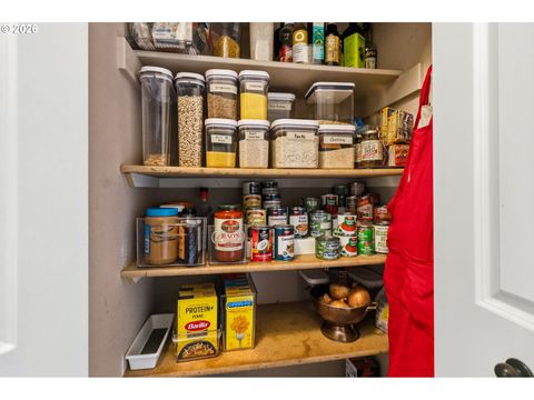 Tiny photo for 373 Camrin Loop, Creswell, OR 97426 (MLS # 435673172)