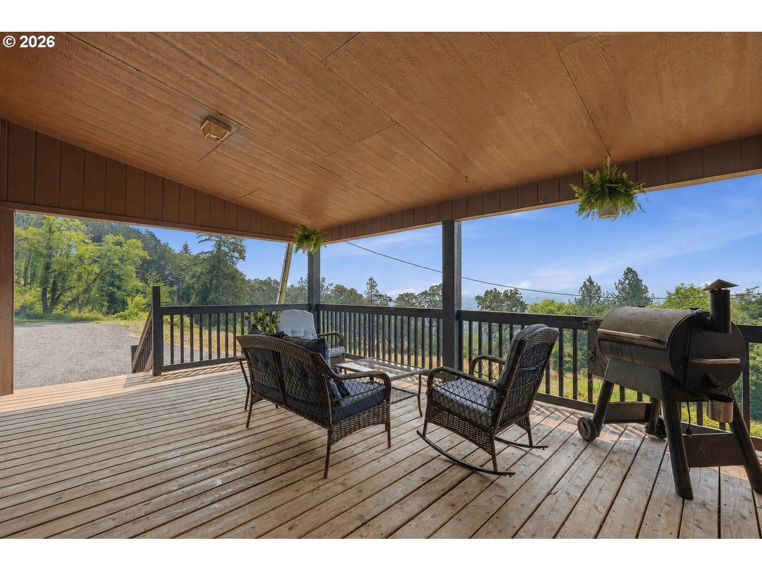 17550 NE CHEHALEM DR