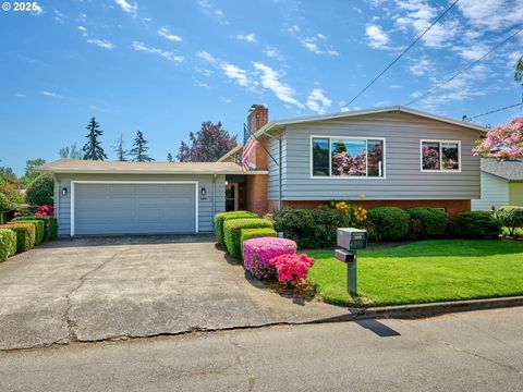500 MARSHALL ST Woodburn OR 97071