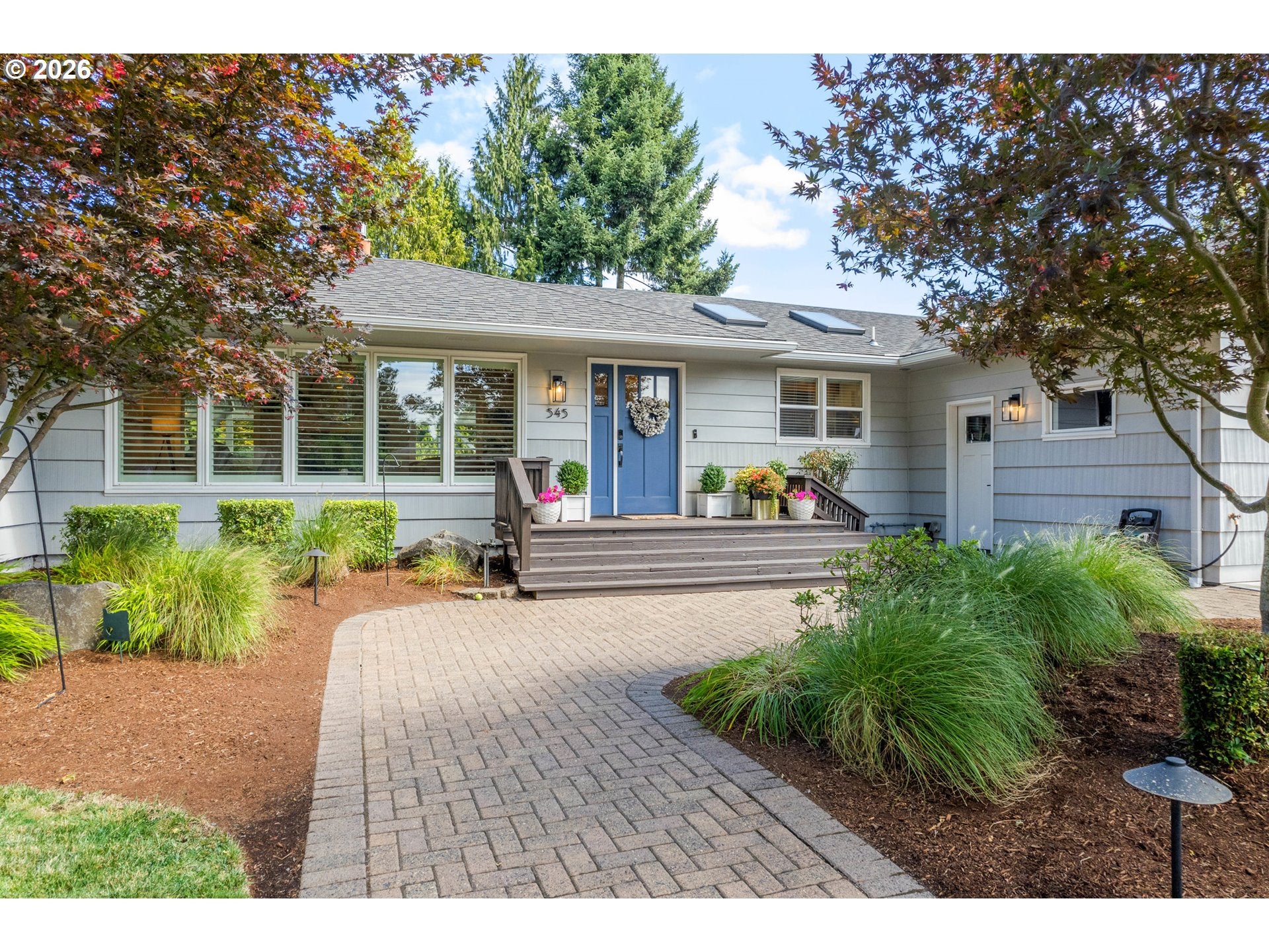 545 DARTMOOR DR
