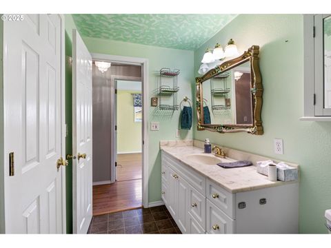 Tiny photo for 26 E 3rd St, Lowell, OR 97452 (MLS # 625286266)