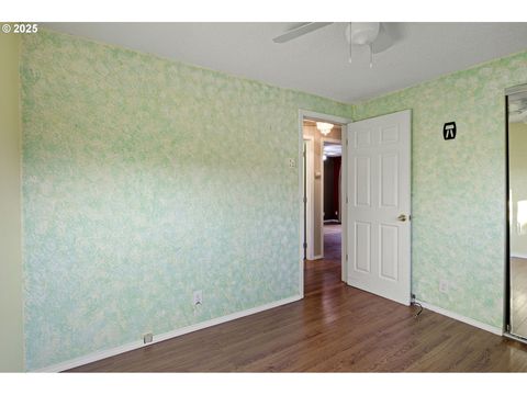 Tiny photo for 26 E 3rd St, Lowell, OR 97452 (MLS # 625286266)