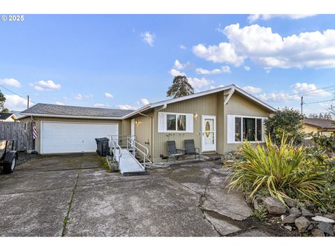 Tiny photo for 26 E 3rd St, Lowell, OR 97452 (MLS # 625286266)